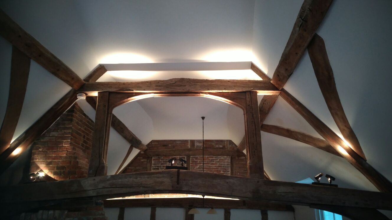 Roof & ceiling completed with natural, breathable lime plaster and exposed oak structure