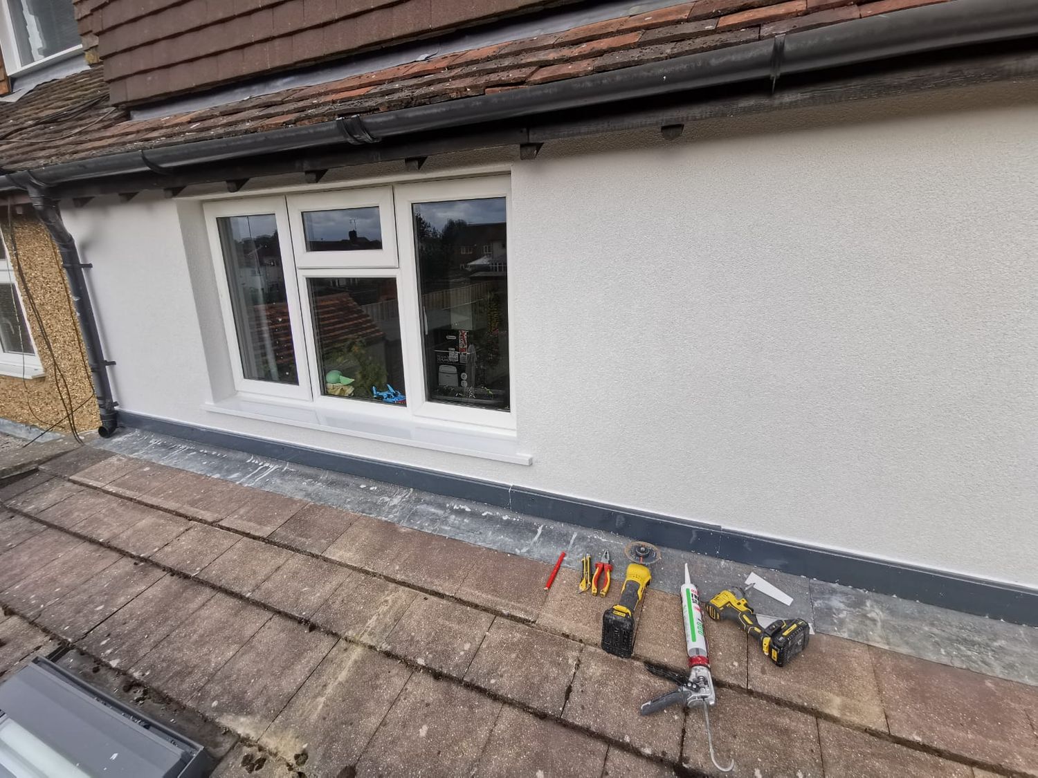 Highly breathable EWI Pro Silicone Render applied on rear wall