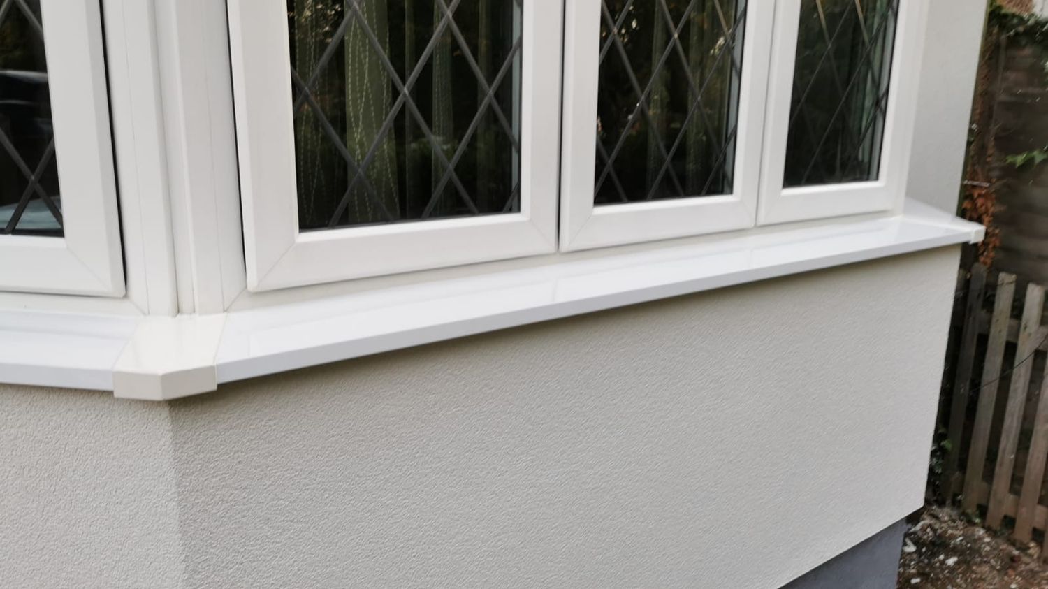 Bay window completed with powder coated aluminium windowsills
