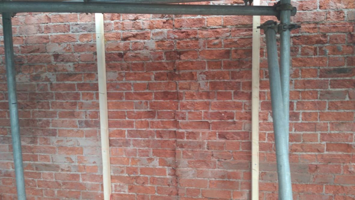 Crack turns up on wall structure after cement render taken off