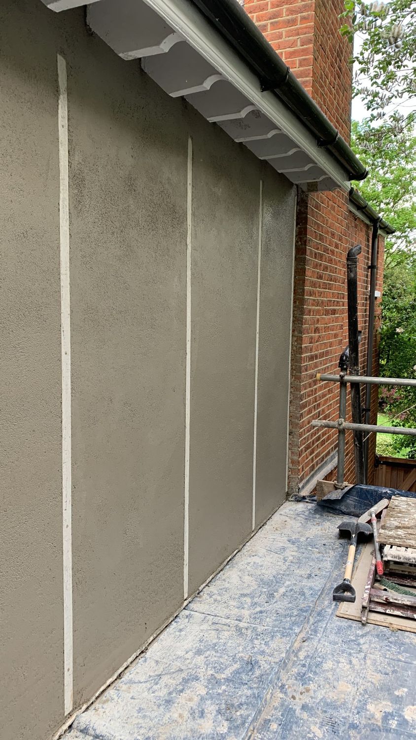 Diathonite lime-cork thermal render system applied to required thickness